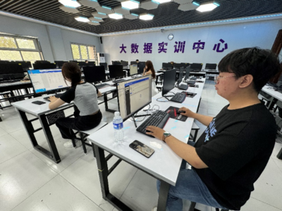 課證融通 我院成功舉辦1+X網(wǎng)店運營推廣職業(yè)技能等級證書培訓(xùn)