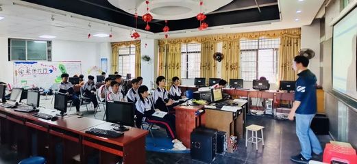 龍川縣技工學(xué)校2024年計(jì)算機(jī)技術(shù)培訓(xùn)招生簡(jiǎn)章